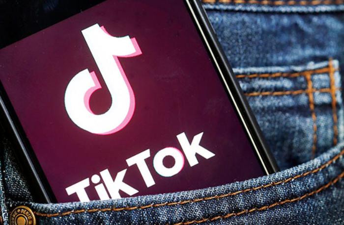 Ağstafada "TikTok" üçün video çəkərkən elektrik vuran yeniyetmə ÖLDÜ