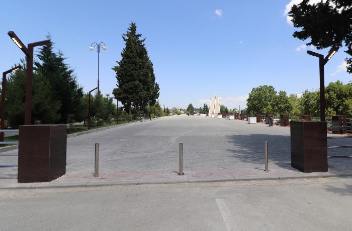 Qazaxda parkın giriş hissəsi yenidən quruldu - FOTOLAR